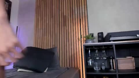 Sofia independent model online show from 09-26-25, 11:25