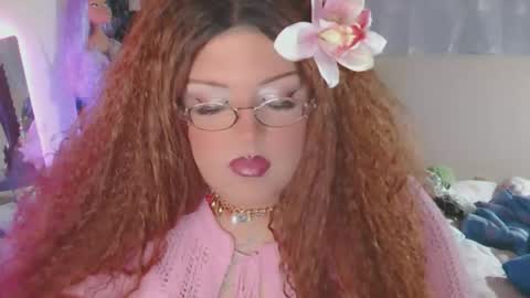 honeylavender777 online show from 05-10-26, 09:25