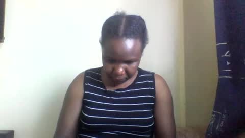 Snapshot of honeymuny chatting on 01-08-26, 05:10 Honeymuny online show from 01-08-26, 05:10