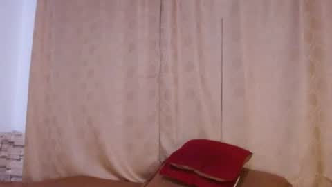 Snapshot of honeypussy3021 chatting on 06-12-26, 10:36 Victoria online show from 06-12-26, 10:36