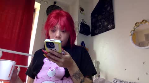 Snapshot of honeyruby chatting on 09-12-25, 02:28 Ruby Sparks online show from 09-12-25, 02:28