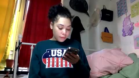 Snapshot of honeyruby chatting on 10-10-25, 12:59 Ruby Sparks online show from 10-10-25, 12:59