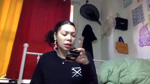 Snapshot of honeyruby chatting on 10-16-25, 01:12 Ruby Sparks online show from 10-16-25, 01:12