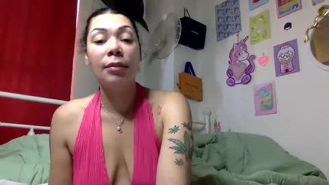 Snapshot of honeyruby chatting on 10-17-25, 02:52 Ruby Sparks online show from 10-17-25, 02:52