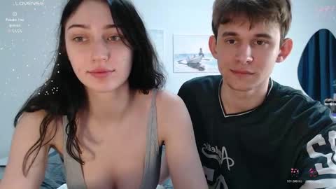 Snapshot of honeystormxxx chatting on 04-17-26, 07:06 Noah and Sophie online show from 04-17-26, 07:06