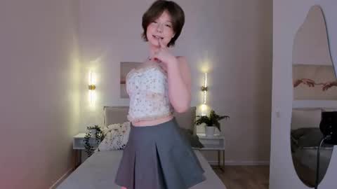 honeywink online show from 06-08-26, 02:28