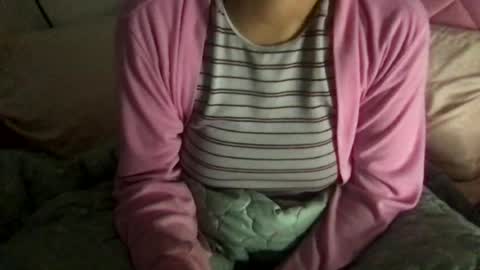 Snapshot of honeyy_89 chatting on 06-15-26, 08:49 honeyyy89 online show from 06-15-26, 08:49