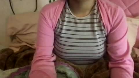 Snapshot of honeyy_89 chatting on 06-20-26, 07:49 honeyyy89 online show from 06-20-26, 07:49