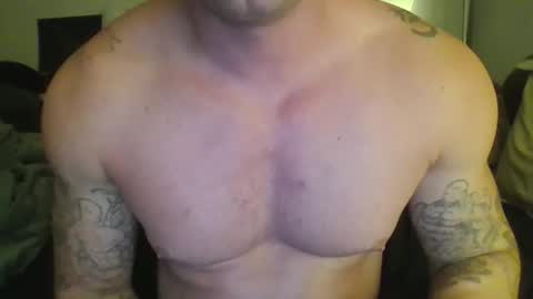 Snapshot of honorablyrespectedgent chatting on 10-11-25, 11:31 Andrew online show from 10-11-25, 11:31