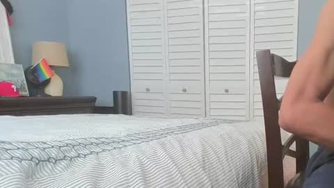 Snapshot of hooshung_mvers8 chatting on 06-14-26, 05:04 hooshung_mvers8 online show from 06-14-26, 05:04