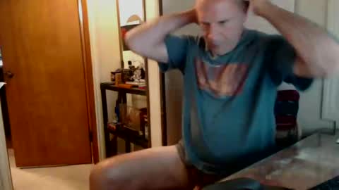 Snapshot of hoosierdadddy4u chatting on 09-28-25, 12:43 Jayson online show from 09-28-25, 12:43