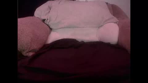 Snapshot of hopps28 chatting on 02-15-25, 12:43 hopps28 online show from 02-15-25, 12:43