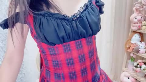 Snapshot of horinatori chatting on 10-09-25, 01:31 Rina online show from 10-09-25, 01:31