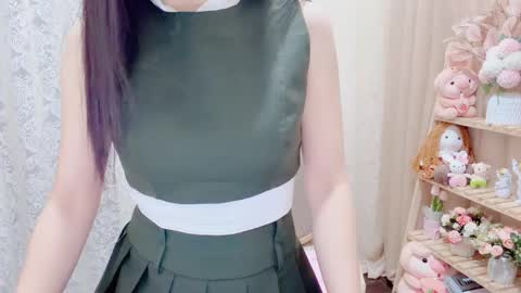 Snapshot of horinatori chatting on 11-17-25, 01:22 Rina online show from 11-17-25, 01:22