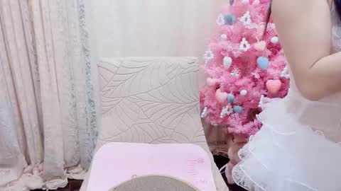 Snapshot of horinatori chatting on 12-23-25, 01:36 Rina online show from 12-23-25, 01:36