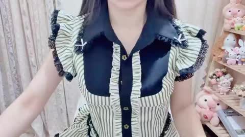 Snapshot of horinatori chatting on 05-31-26, 01:18 Rina online show from 05-31-26, 01:18
