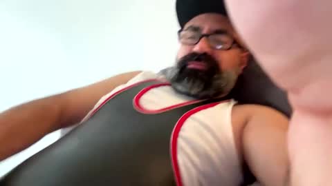 Showing off gets me off online show from 12-20-24, 01:22