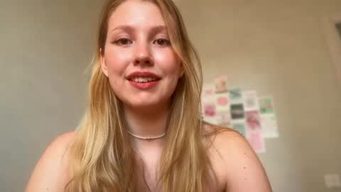 Audrey online show from 06-25-26, 02:22