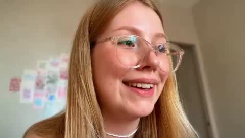 Audrey online show from 06-26-26, 02:27
