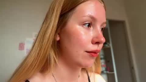 Audrey online show from 08-02-26, 01:37
