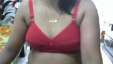 Snapshot of horneydesibaby chatting on 02-24-25, 03:23 horneydesibaby online show from 02-24-25, 03:23