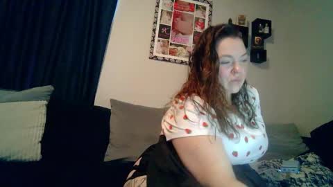 Snapshot of horneygirl88ddd chatting on 02-02-26, 11:36 horneygirl88ddd online show from 02-02-26, 11:36