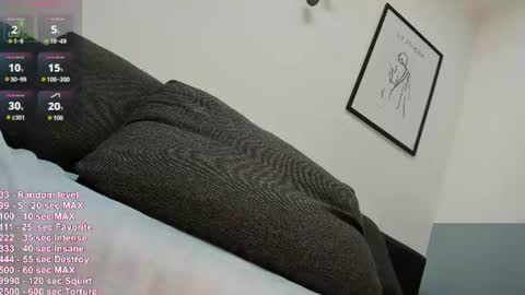 Snapshot of horny_and_wild chatting on 07-25-26, 11:19 Naomi online show from 07-25-26, 11:19