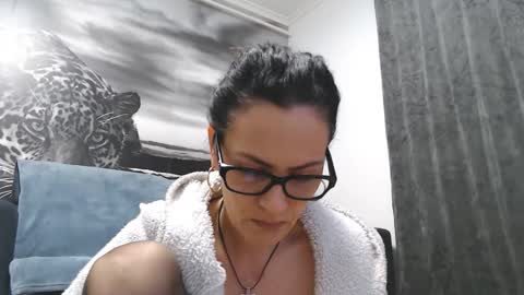 horny_dream2 online show from 11-01-25, 01:07