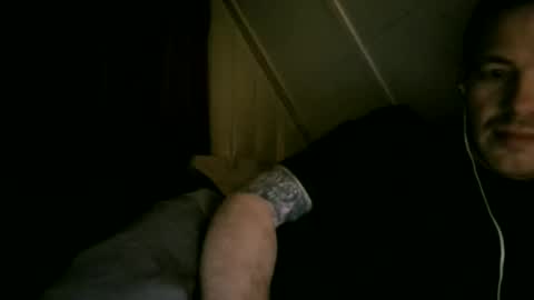 horny_dutch020 online show from 04-27-26, 03:04