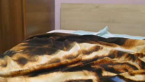 Snapshot of horny_hey chatting on 02-22-25, 05:57 Serena online show from 02-22-25, 05:57