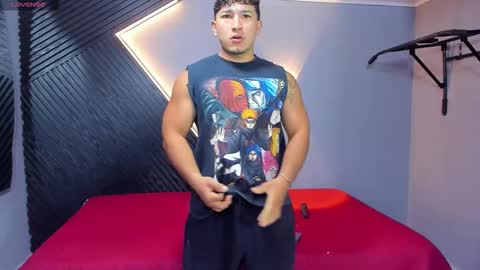 horny_nick18 online show from 03-17-26, 11:46