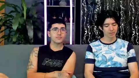 Snapshot of horny_twinks_guys chatting on 07-21-26, 02:30 Alex and Camilo online show from 07-21-26, 02:30