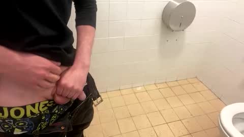 Snapshot of hornybicouple378 chatting on 03-22-26, 03:15 hornybicouple378 online show from 03-22-26, 03:15