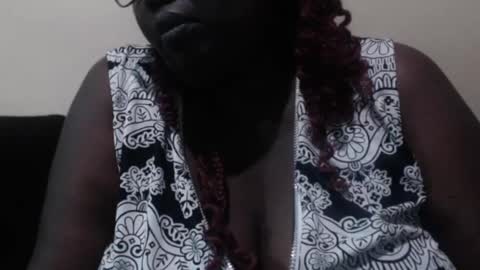 Snapshot of hornybigtitts chatting on 12-29-24, 04:08 monica zain online show from 12-29-24, 04:08