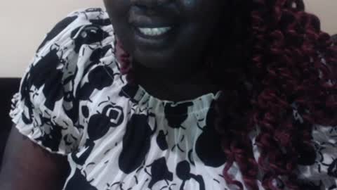 Snapshot of hornybigtitts chatting on 01-13-25, 08:15 monica zain online show from 01-13-25, 08:15