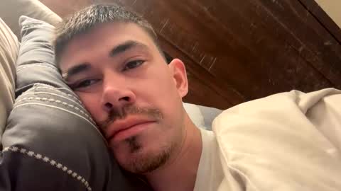 Justin 7 inches online show from 03-07-26, 04:59