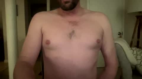 Snapshot of hornybottomdaddy chatting on 02-24-25, 03:55 hornybottomdaddy online show from 02-24-25, 03:55
