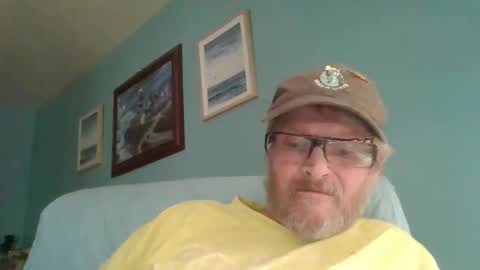 Snapshot of hornyd7711 chatting on 09-19-25, 06:19 hornyd7711 online show from 09-19-25, 06:19