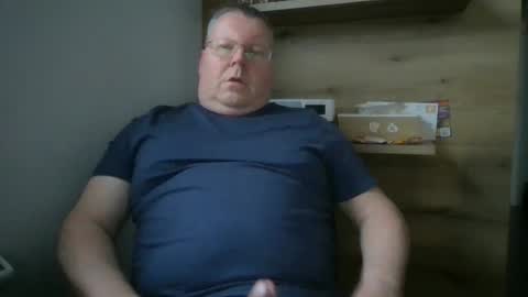 Snapshot of hornydick874303 chatting on 12-12-24, 01:28 Meikelmeier online show from 12-12-24, 01:28