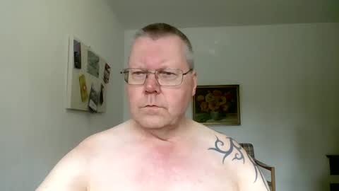 Snapshot of hornydick874303 chatting on 10-18-25, 08:59 Meikelmeier online show from 10-18-25, 08:59
