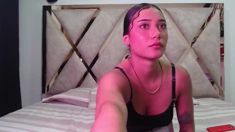 Snapshot of hornygirl_20000 chatting on 10-12-25, 11:37 hornygirl_20000 online show from 10-12-25, 11:37