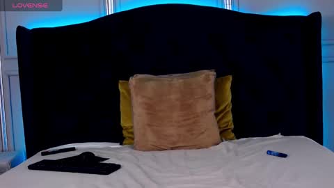 AshlineKatte online show from 02-17-25, 12:21