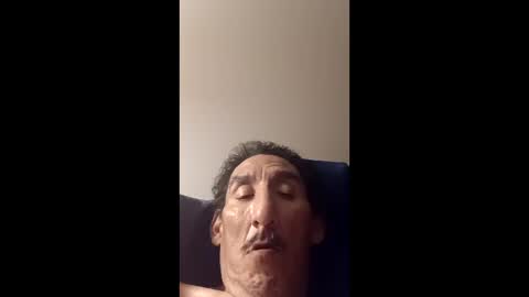 hornyguy_2019 online show from 05-13-26, 08:34