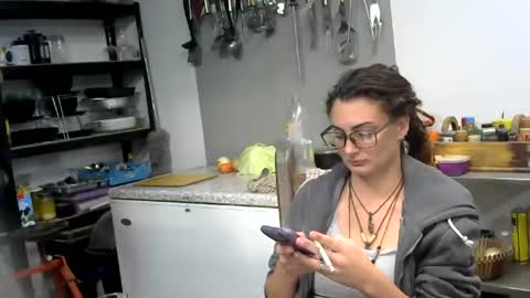 Nix  D online show from 07-12-26, 01:46