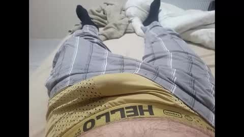 Snapshot of hornyman0605 chatting on 06-05-26, 10:32 hornyman0605 online show from 06-05-26, 10:32