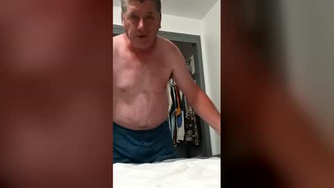 hornyman6942842 online show from 07-08-26, 11:09