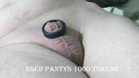 Snapshot of hornymilf39 chatting on 09-20-25, 11:28 HawkTuah online show from 09-20-25, 11:28