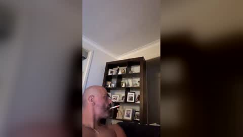 Snapshot of hornyonelooking1 chatting on 02-07-26, 12:53 hornyonelooking1 online show from 02-07-26, 12:53