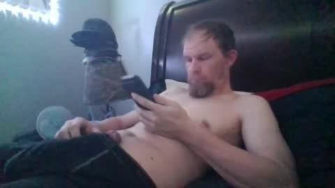 Snapshot of hornypierceddad chatting on 03-30-26, 12:44 hornypierceddad online show from 03-30-26, 12:44