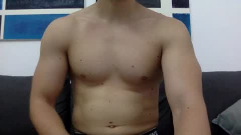 hornyspaniard93 online show from 07-01-26, 02:29